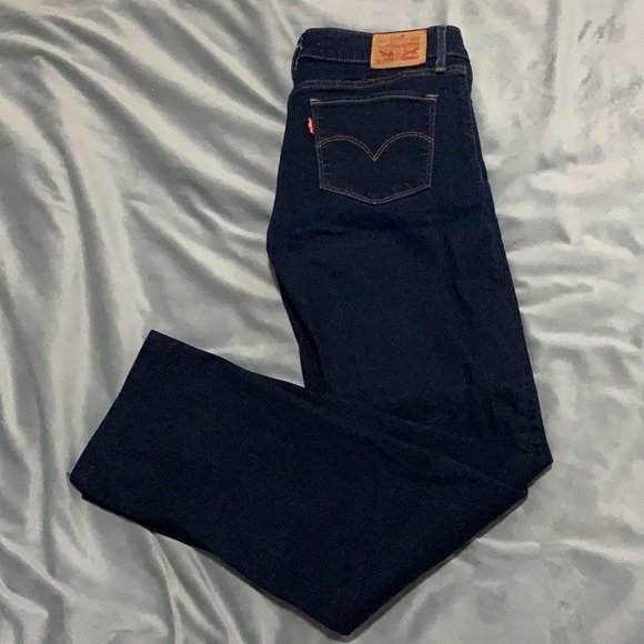 Levi straight cut jeans 👖 - Picture 2 of 2